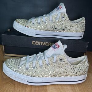 CONVERSE ALL STAR WHITE CUSTOMIZED  PEARL/CRYSTALS  CHUCK TAYLOR UNISX Sz M-6 W8